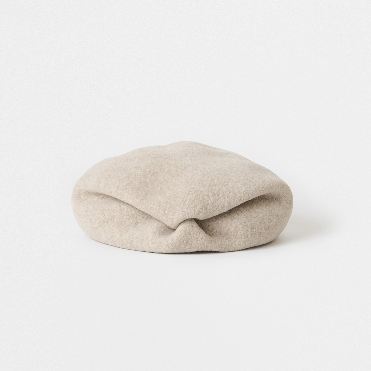 beret tuck & gather rib - lambswool