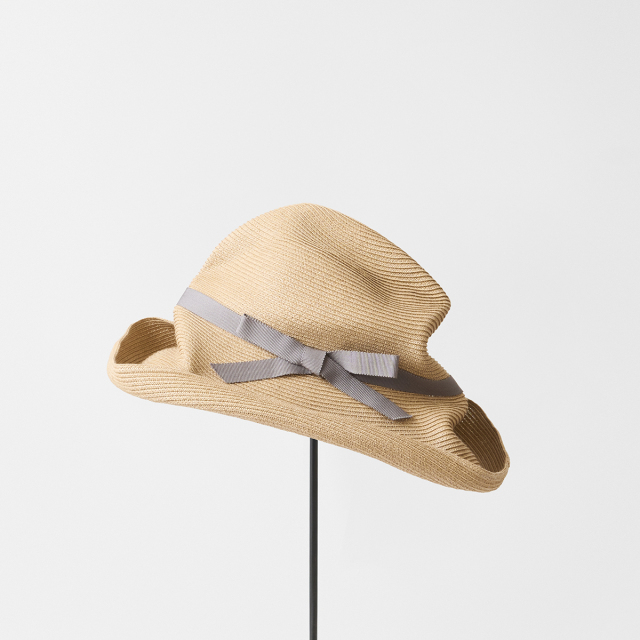 BOXED HAT 11cm brim grosgrain ribbon / light brown base