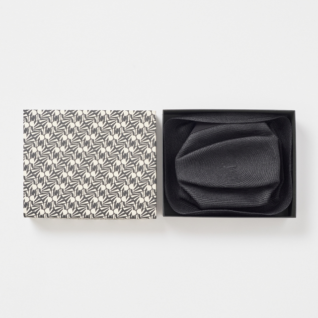 BOXED HAT paper abaca 8cm brim for men / black base