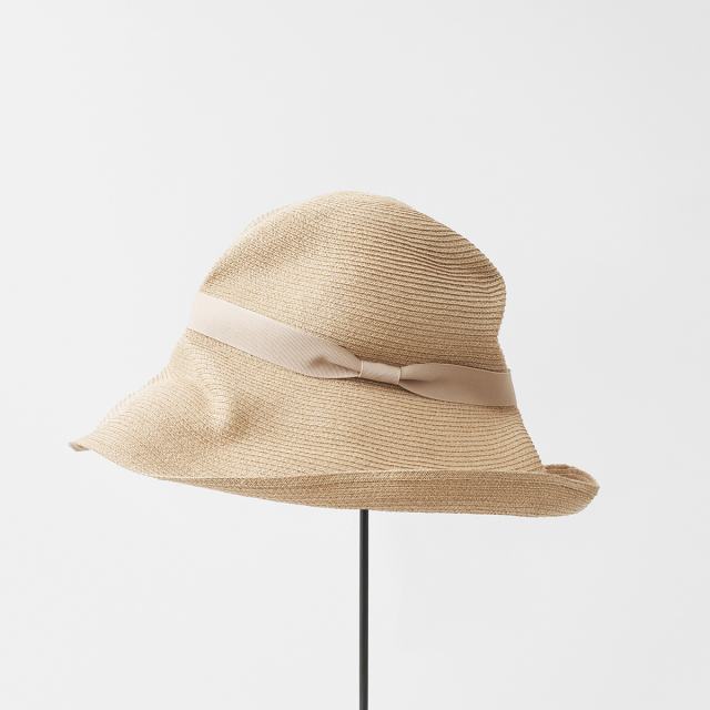 BOXED HAT paper abaca long brim / stucco beige base