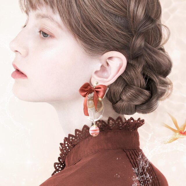 フォアゼルアモナ・イヤオブジェ