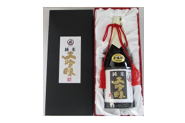 本洲一　純米大吟醸　720ml（梅田酒造場）送料別　※日付指定不可・お歳暮対象外