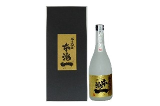 本洲一　純米大吟醸50%精白　720ml（梅田酒造場）送料別　※日付指定不可・お歳暮対象外