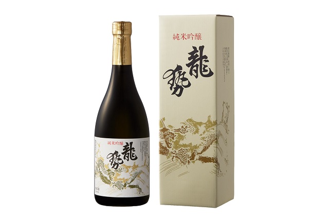 龍勢　純米吟醸　白ラベル 720ml 化粧箱入（藤井酒造）送料別　※日付指定不可・お歳暮対象外