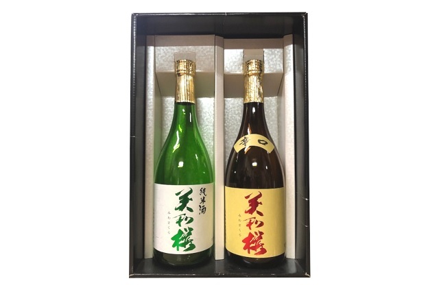 有情セット2 化粧箱入（美和桜酒造）送料別　※日付指定不可・お歳暮対象外