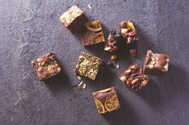 【C31-04】ホシフルーツ　ナッツとドライフルーツの贅沢ブラウニー12個　※お届け指定可能日：11月5日～12月27日