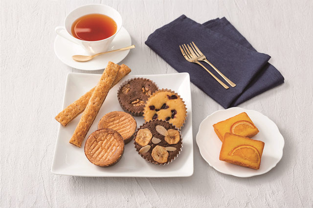 【C32-04】リーガロイヤルホテル　ロイヤル・ガトー・アンサンブル11個　※お届け指定可能日：11月5日～12月27日