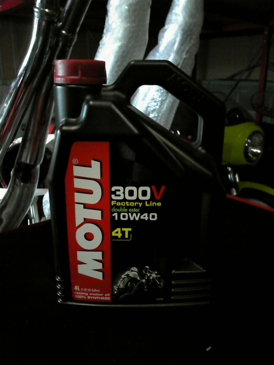 ★大特価！★MOTUL 300V   4Lボトル