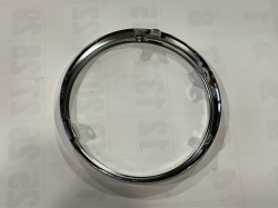 Z1/Z2　旧カワサキ車用ヘッドライトリム（アウター）