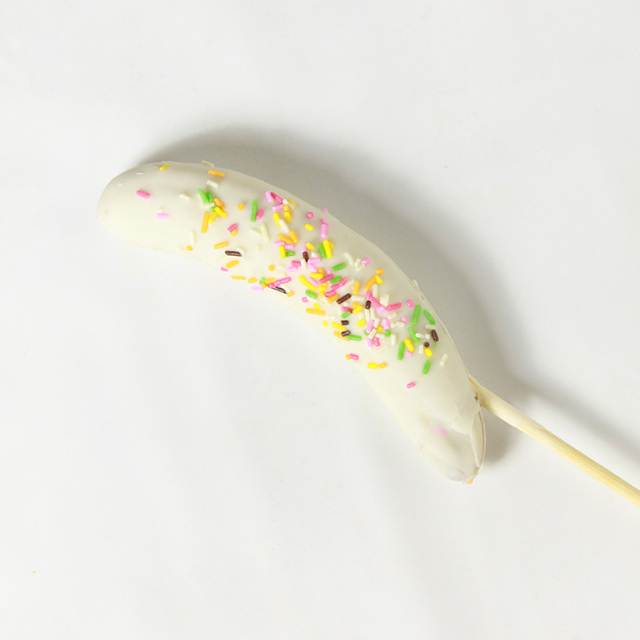 完全個包装 アイスホワイトチョコバナナ(完成品・冷凍)イベント用|文化祭・学園祭・屋台・模擬店向けスイーツ