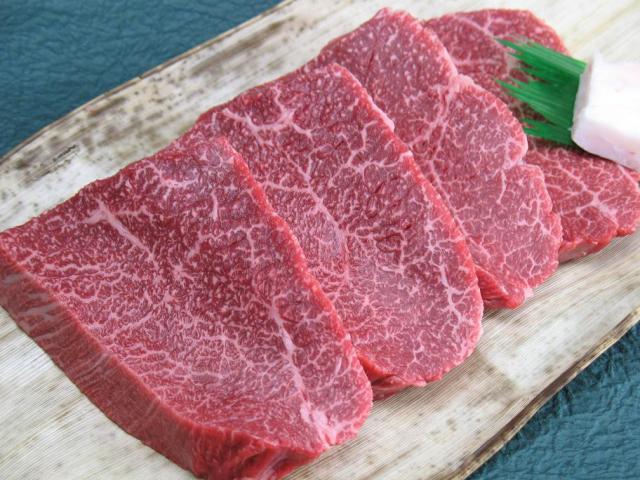 uuu.8ページ　鳥取県産黒毛和牛 腕 三角 uuu.8ページ 鳥取県産黒毛和牛 腕 三角 鳥取県産 黒毛和牛 三角