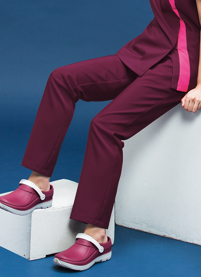 ストレートパンツ