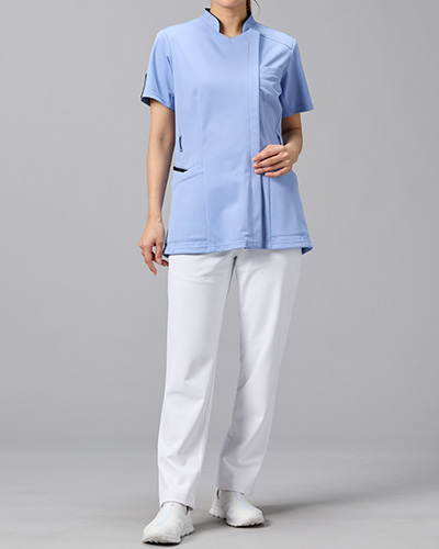 オンワード] ONWARD 【まとうたびに自信をくれる品格漂う