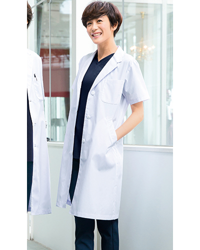 [フォーク] FOLK 【スタイリッシュにリニューアルしたロングセラー診察衣】 レディース 診察衣半袖 2532PO （ホワイト）