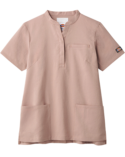 [ディッキーズ] Dickies 【人気のディッキーズからスタンドカラー・スキッパータイプの新提案アイテム】 女性用 スクラブ 7089SC （ピンク）