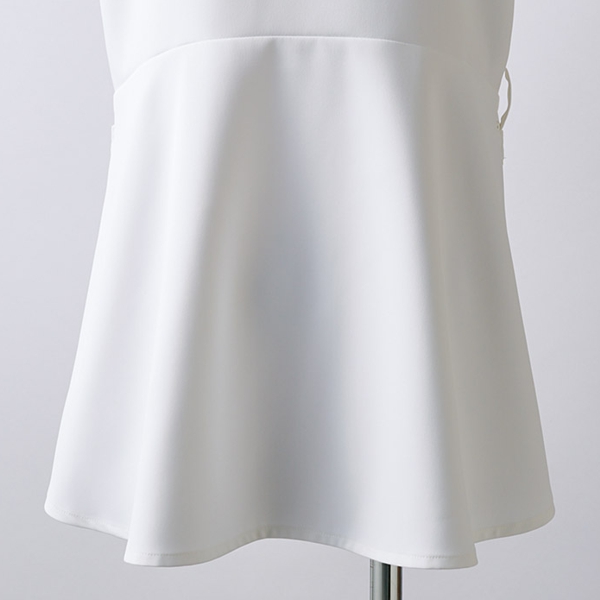 ローラ アシュレイ] LAURA ASHLEY 【ウエストからひらりと広がる