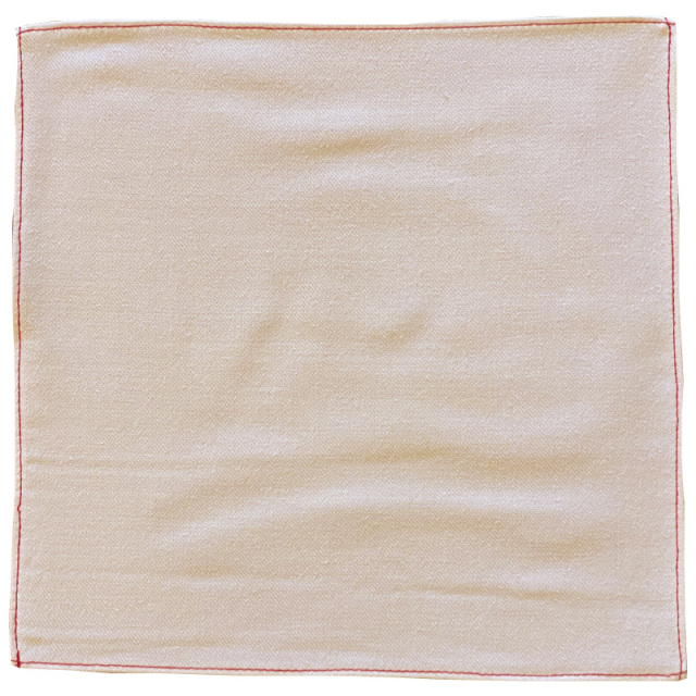 自然から生まれ自然に還る、天然木パルプで作られたクロス「セリートJINEN」