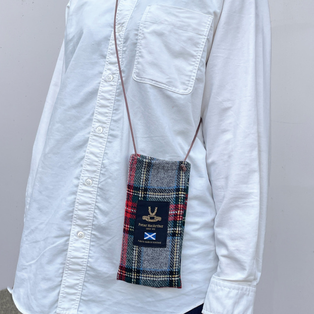 伝統的なタータンチェック柄の眼鏡ケース（メガネケース）「A-164 ピーターマッカーサーケ ース＆ポーチ」