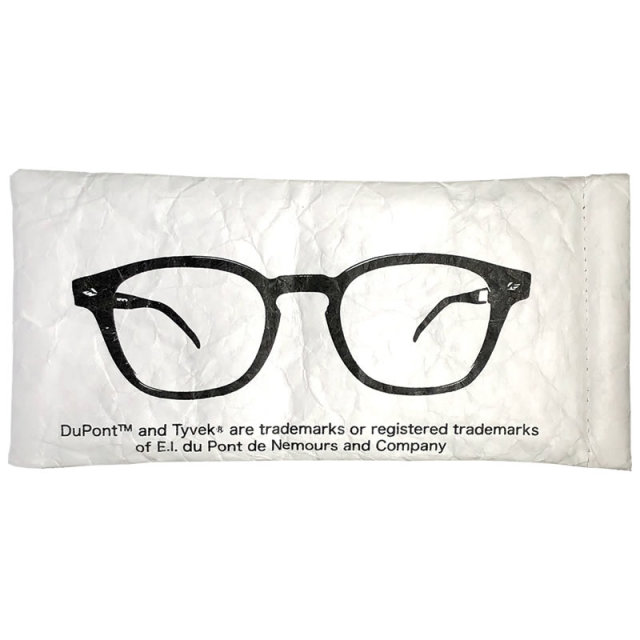 紙のような手触りで軽くて耐久性抜群の素材をしようしたメガネケース（眼鏡ケース）　C-95 アイウェアケースタイベック