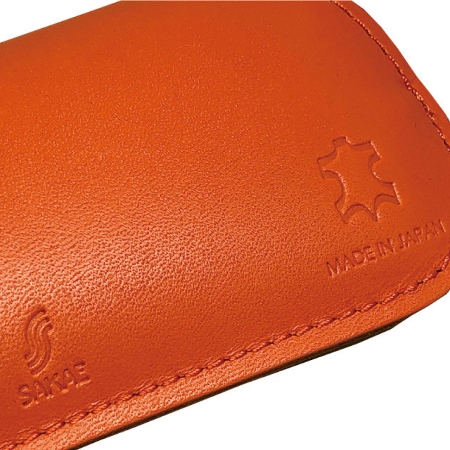 様々なサイズのメガネが収納できる本革のメガネケース（眼鏡ケース