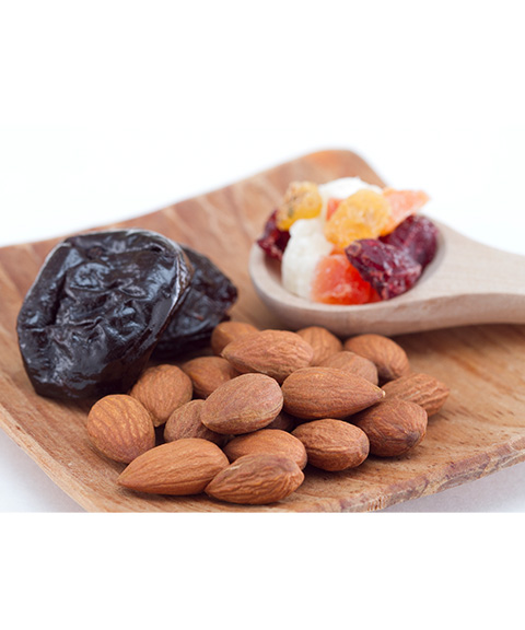 カシューナッツ・アーモンド