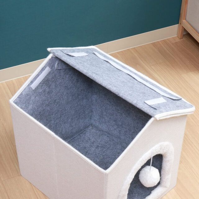 ペットハウス　三角屋根