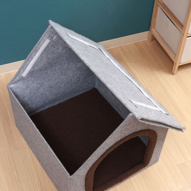 ペットハウス　三角屋根