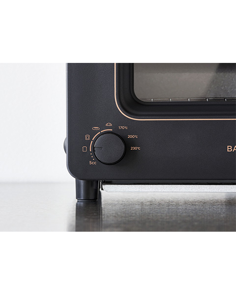 BALMUDA The Toaster スチームトースター　バルミューダ　黒色 Amazon | 【旧モデル】バルミューダ ザ・トースター プロ