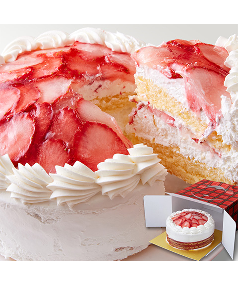 スイーツの王様！たっぷり生クリームといちごのショートケーキ