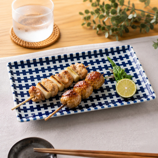 【送料無料】波佐見焼 swatch 長角皿 ジップ 角皿 焼物皿 焼き魚皿 おかず皿 プレート 幾何学模様 連続模様 北欧風 和食器
