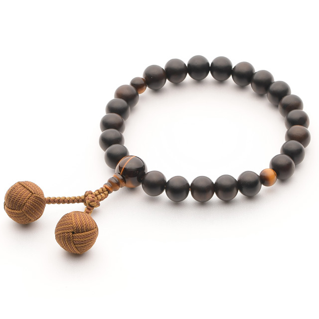 m-304-s001