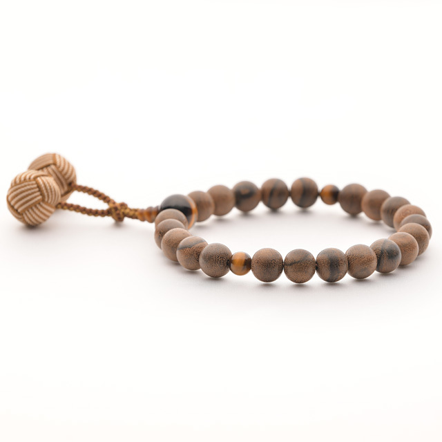 m-320-s003