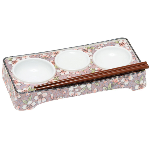 上品な御膳　茶色地に銀化した撫子と漆の茎葉　10膳あります。 bu-23020_03.jpg