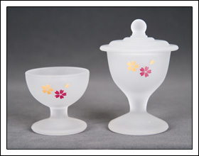 ガラス くもりガラス ホワイト桜 茶器（茶湯器）仏器（仏飯器）セット