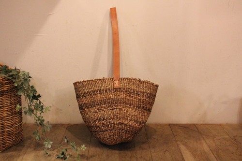 ワンハンドルバナナバッグ