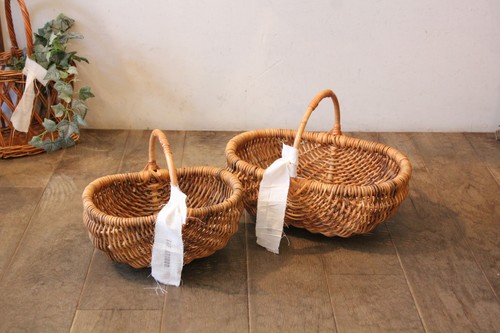 皮付き籐のワンハンドルゴッズアイオーバルバスケット
