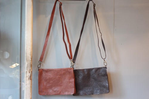 ゴートレザーショルダーバッグ