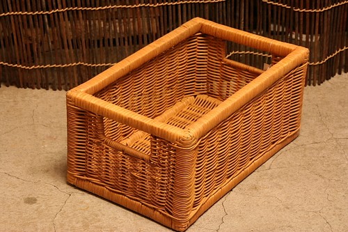 ラタン長角バスケット