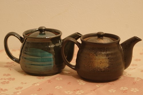 備前焼　火襷　大ぶり蓋付茶器　五客 かご・バスケット・雑貨 - menui | ステンレス茶こし付きの急須