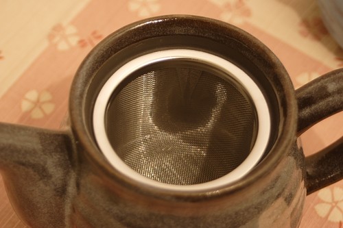 鼠志野格子・均窯兵衛ポット