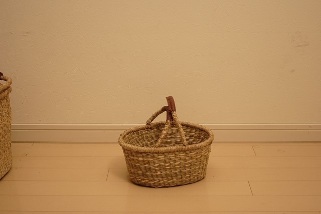 シーグラス　だ円手付きバスケット