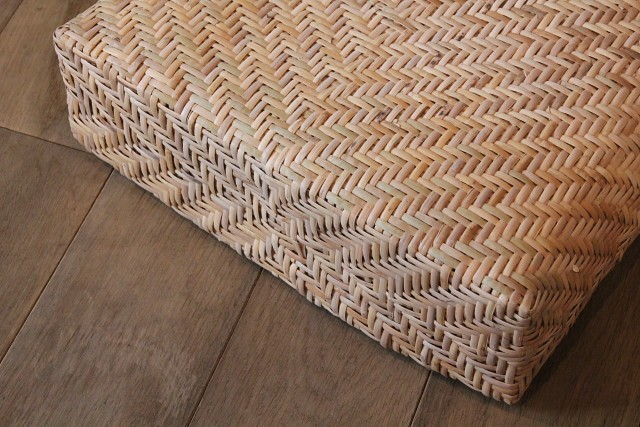 ラタンピール　カゴバッグ