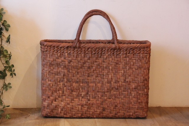 かご・バスケット・雑貨 - menui | 【山ぶどう 大きめかごバッグ 白皮  