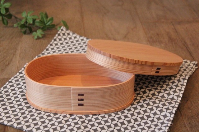 かご バスケット 雑貨 Menui 国産 秋田県 杉の曲げわっぱ弁当箱 日本製 木のランチボックス