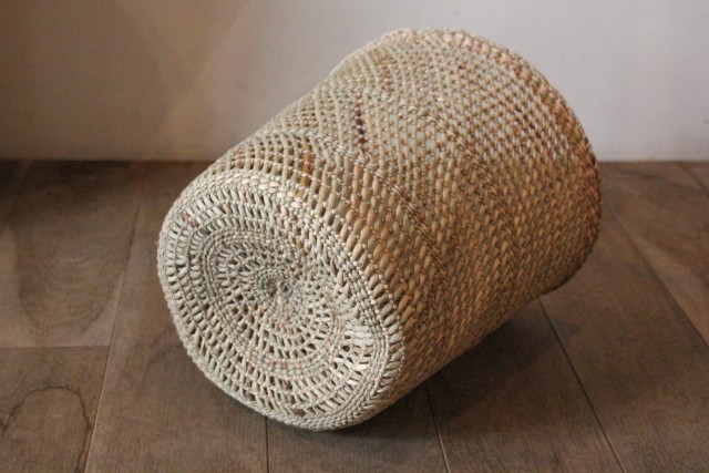 イリンガ　ダストバスケット