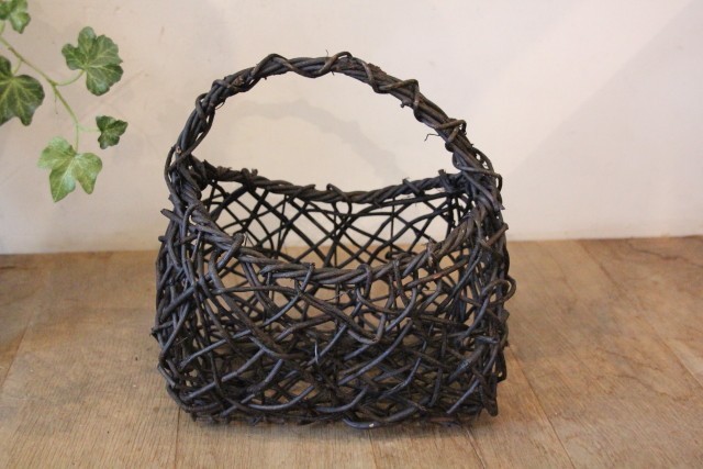 山籐　透かし　乱れ編み花かご