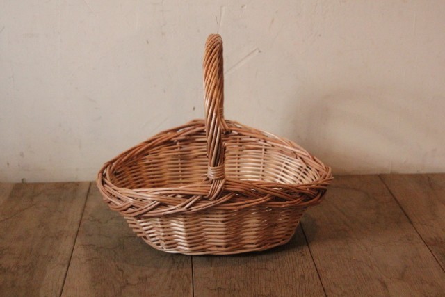 柳　ウィッカーバスケット