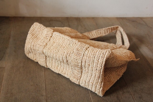 ラフィア　トートバッグ