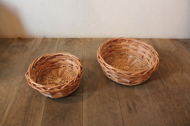 かご バスケット 雑貨 Menui フルーツカゴに 柳 トレイバスケット