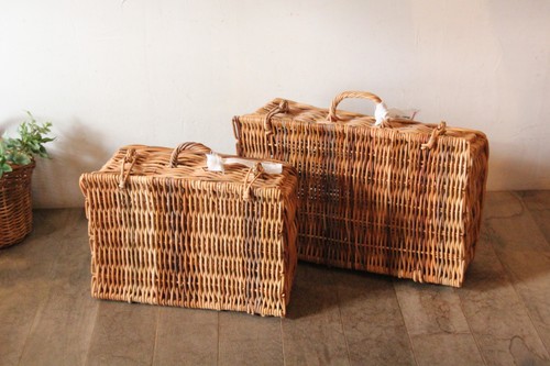 アラログのトランクバスケット